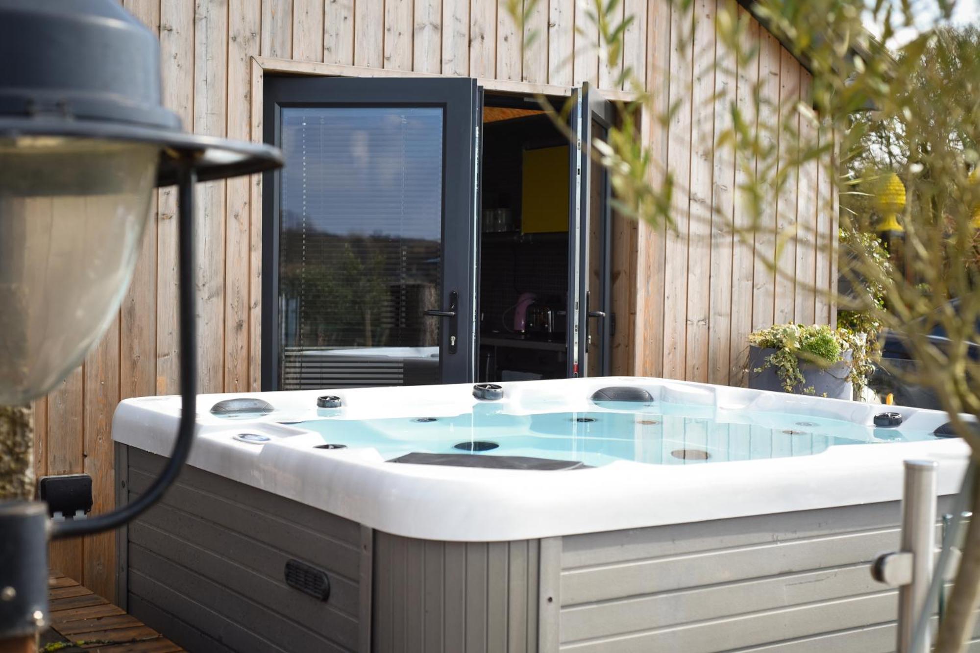 Air Maison - The Cow Shed Wow Factor Countryside Retreat Westbourne  Esterno foto