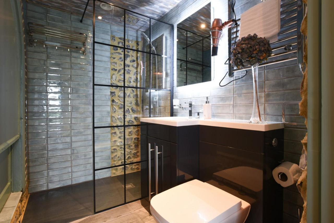Air Maison - The Cow Shed Wow Factor Countryside Retreat Westbourne  Esterno foto